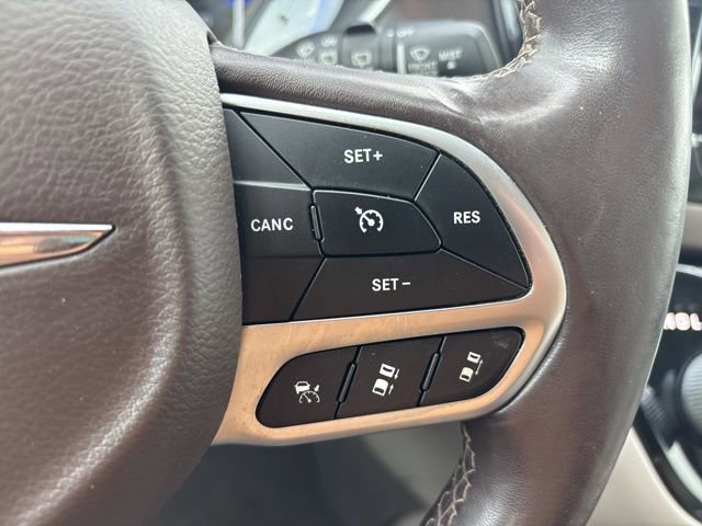 Used 2018 Chrysler Pacifica Touring-L Plus w/ Advanced Safetytec Group image 22