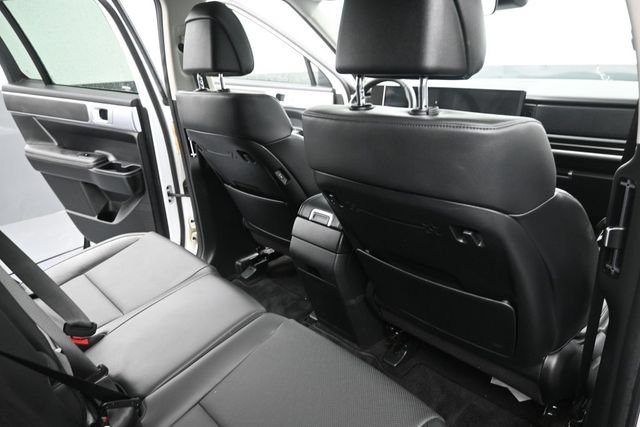 Used 2024 Hyundai Santa Fe XRT AWD/4WD image 12