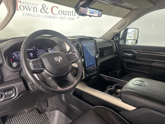 Used 2024 RAM 4500 Laramie image 17