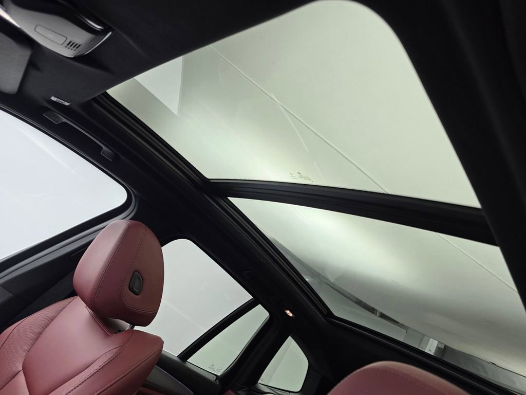 Used 2023 BMW X3 sDrive30i w/ Convenience Package RWD image 11