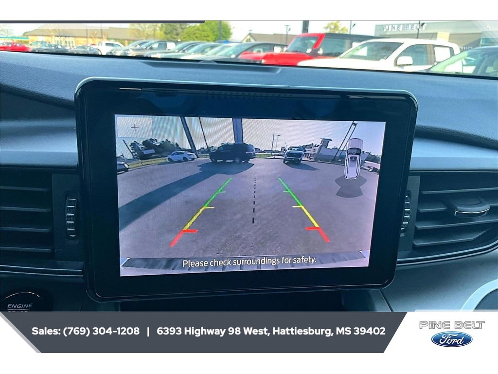 Used 2023 Ford Explorer XLT image 15