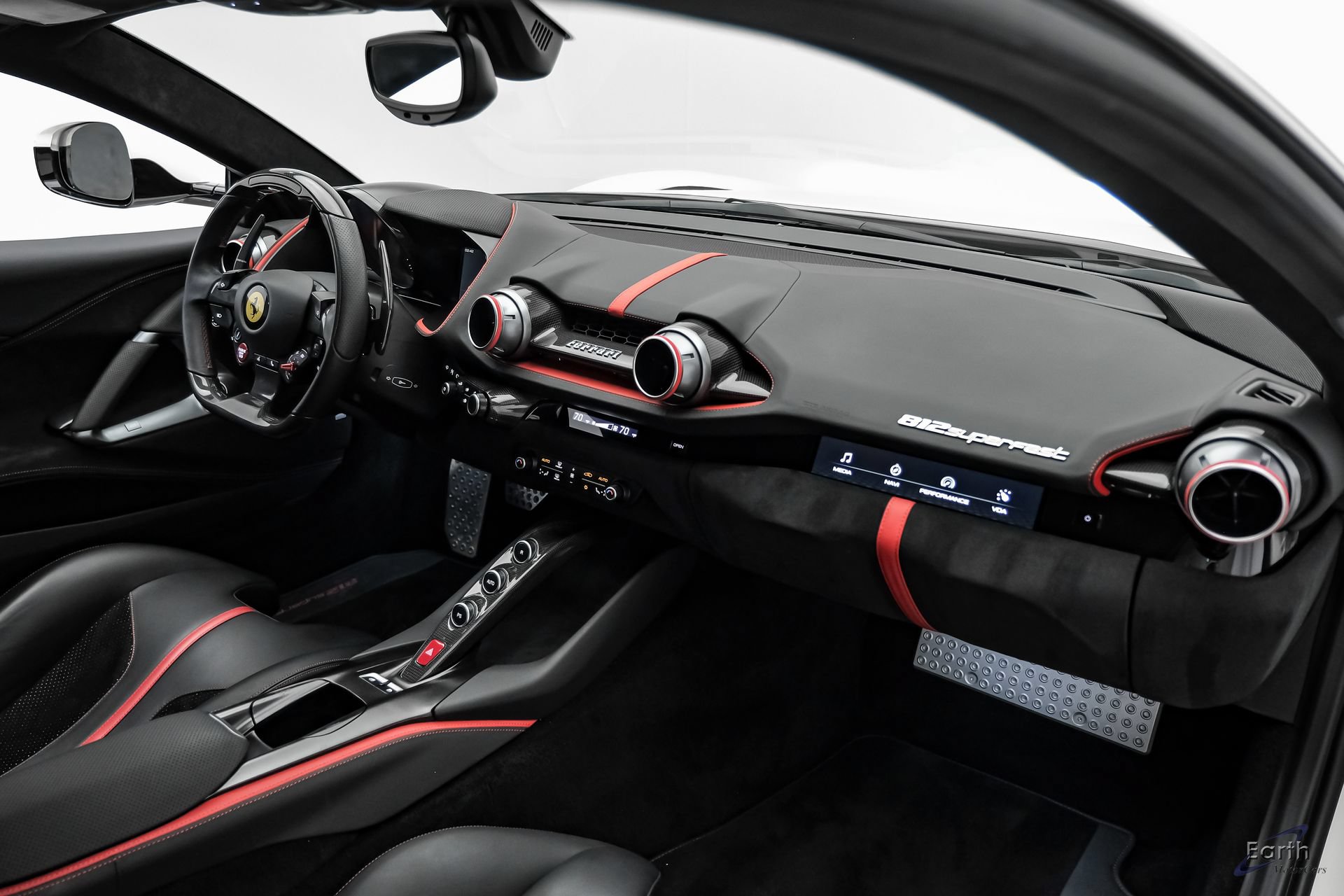 Used 2019 Ferrari 812 Superfast RWD image 57
