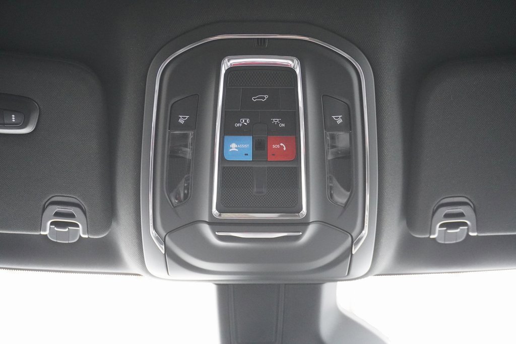 Used 2024 Jeep Wagoneer Series III image 34