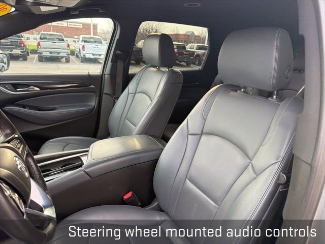 Used 2024 Buick Enclave Premium image 21