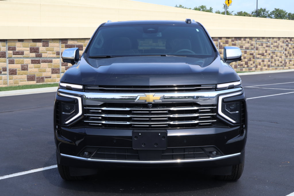 New 2026 Chevrolet Tahoe Premier w/ Sun And Tow Package AWD/4WD image 2