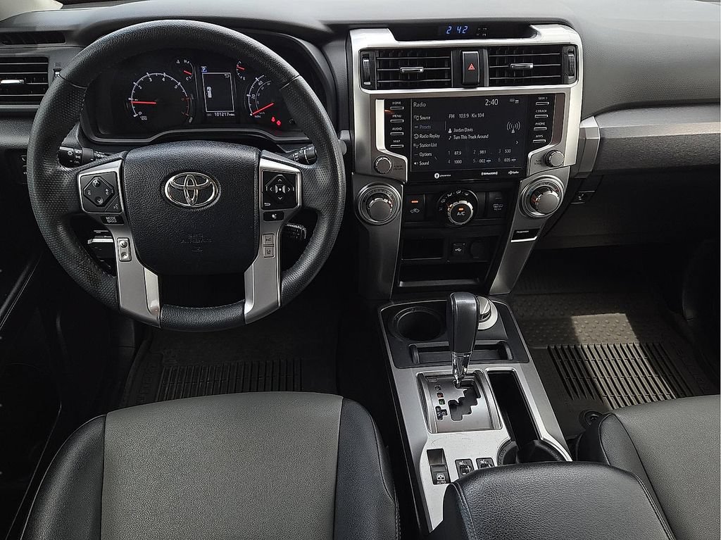 Used 2021 Toyota 4Runner SR5 Premium w/ Moonroof Package AWD/4WD image 10