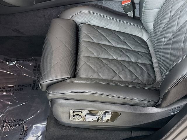 Used 2026 BMW X5 xDrive40i w/ Climate Comfort Package image 19