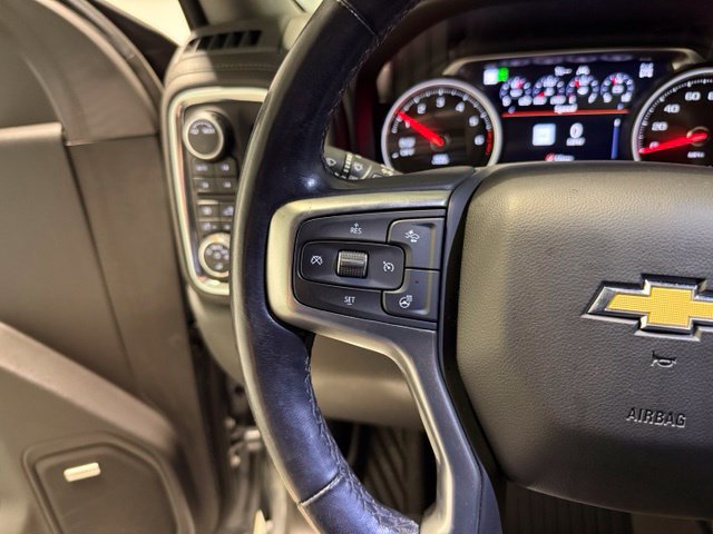Used 2022 Chevrolet Silverado 1500 LTZ w/ LTZ Premium Package AWD/4WD image 15