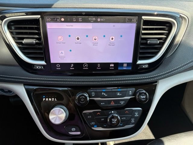 Used 2022 Chrysler Pacifica Touring-L FWD image 30