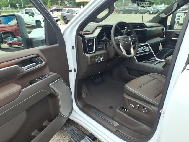 New 2026 GMC Sierra 3500 Denali w/ Denali Reserve Package AWD/4WD image 10