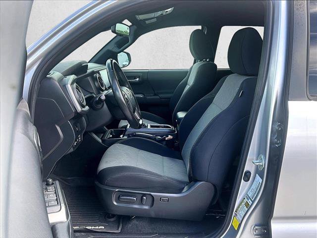 Used 2022 Toyota Tacoma TRD Sport w/ Technology Package RWD image 27