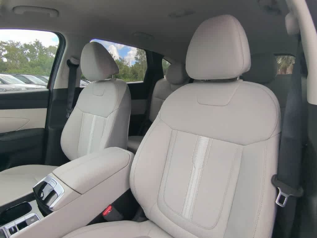 New 2026 Hyundai Tucson SEL FWD image 17