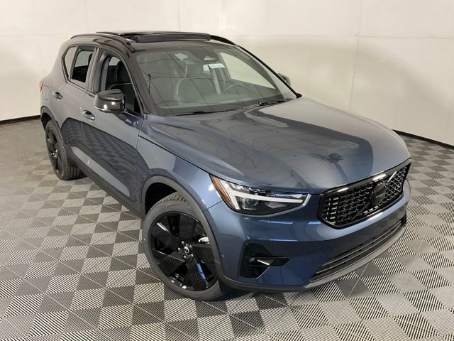 New 2026 Volvo XC40 B5 Ultra w/ Protection Package Premier image 41