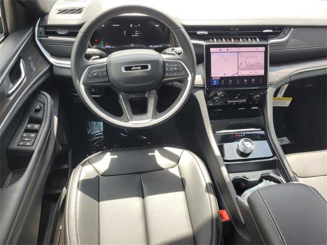 New 2025 Jeep Grand Cherokee Limited w/ Trailer Tow Package image 7