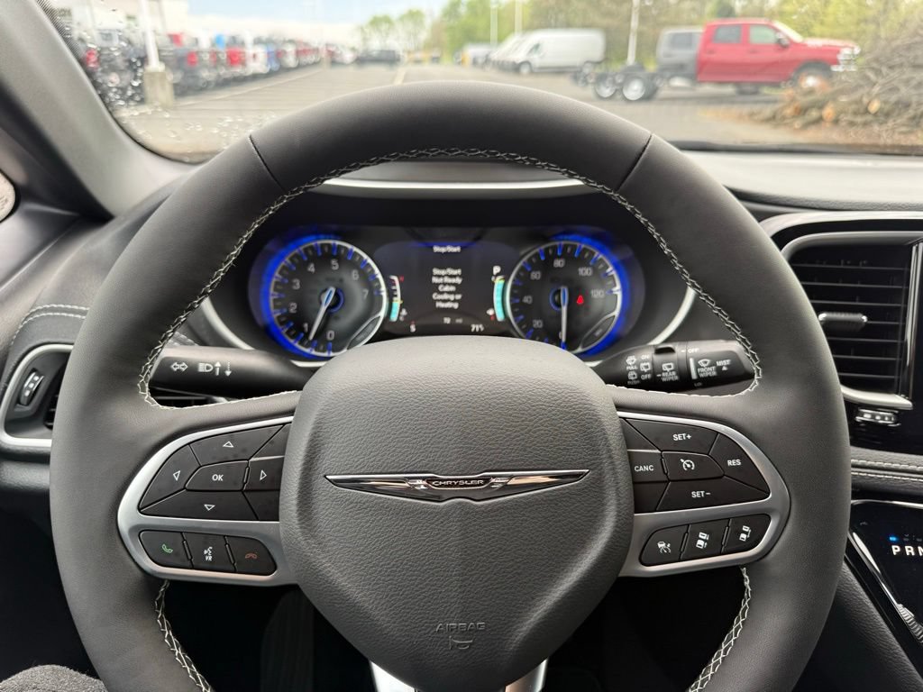 New 2026 Chrysler Pacifica Select FWD image 22