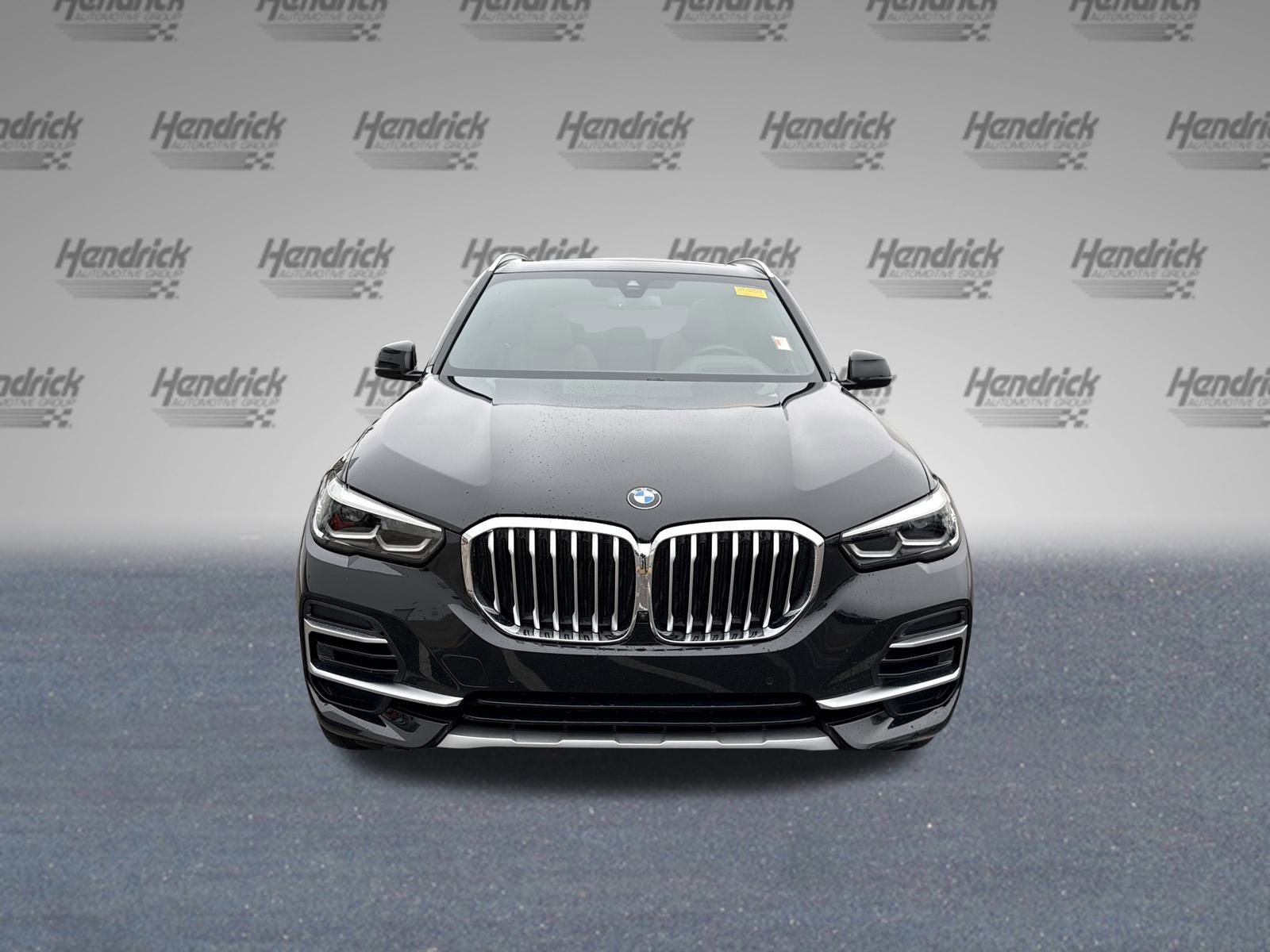 Certified 2023 BMW X5 sDrive40i w/ Premium Package image 3