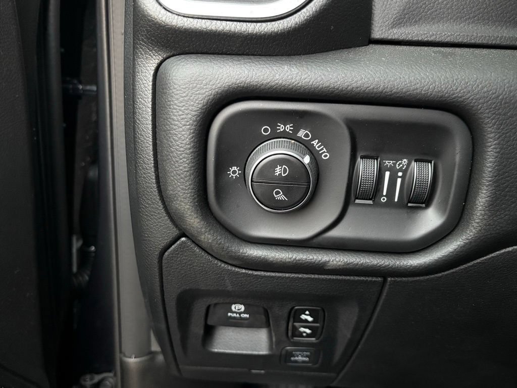 New 2026 RAM 1500 Big Horn AWD/4WD image 21