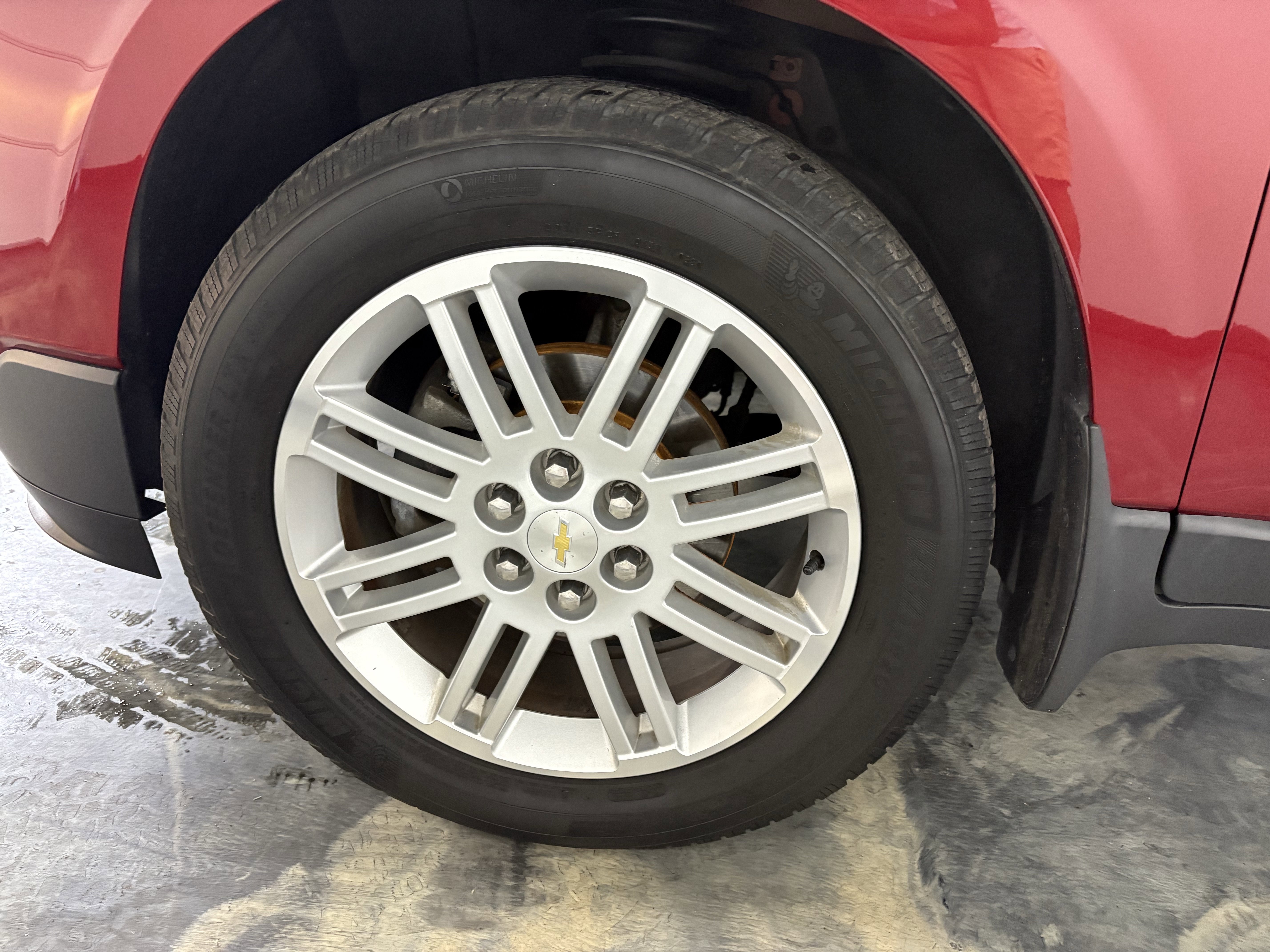 Used 2014 Chevrolet Traverse LT w/ All-Star Edition image 28