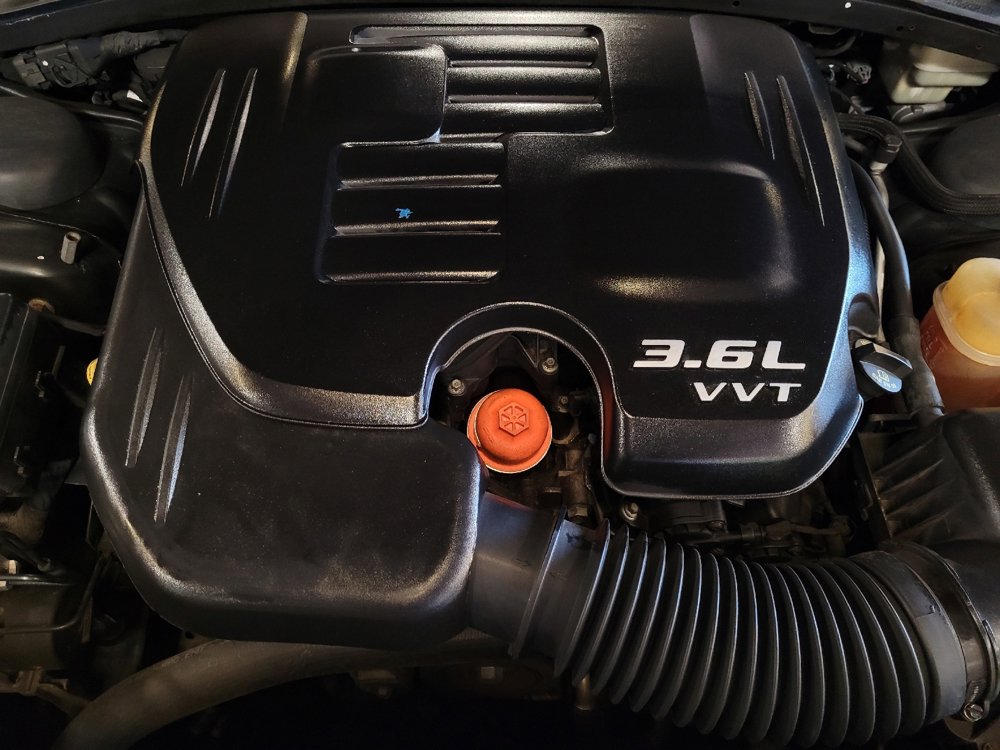 Used 2013 Chrysler 300 S image 30