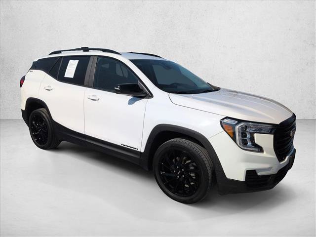 Used 2023 GMC Terrain SLE w/ Driver Convenience Package video 3