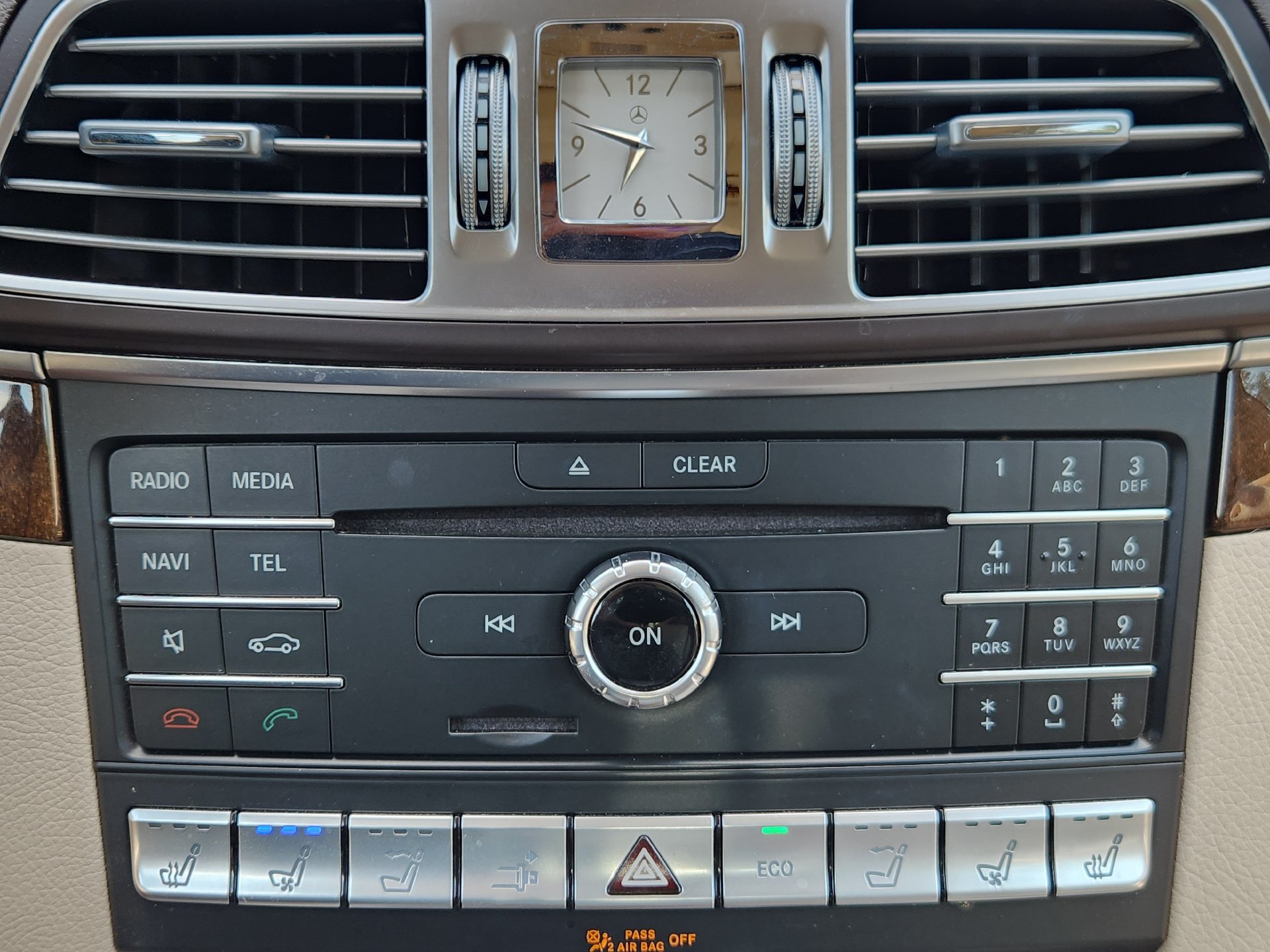 Certified 2016 Mercedes-Benz E 400 Cabriolet image 18