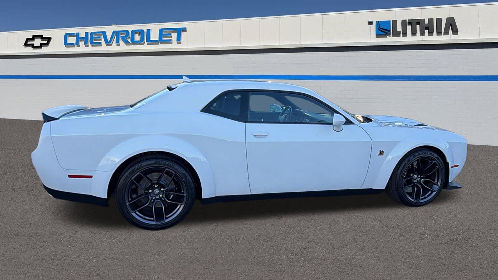 Used 2021 Dodge Challenger R/T Scat Pack RWD image 4