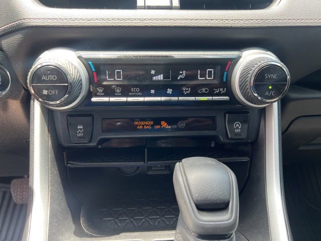 Used 2022 Toyota RAV4 XLE FWD image 15