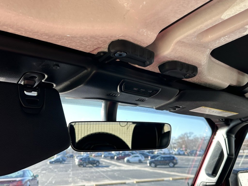 Used 2021 Jeep Wrangler Unlimited Rubicon image 34