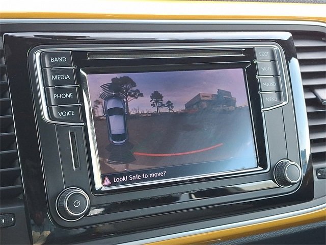 Used 2016 Volkswagen Beetle 1.8T Dune image 18