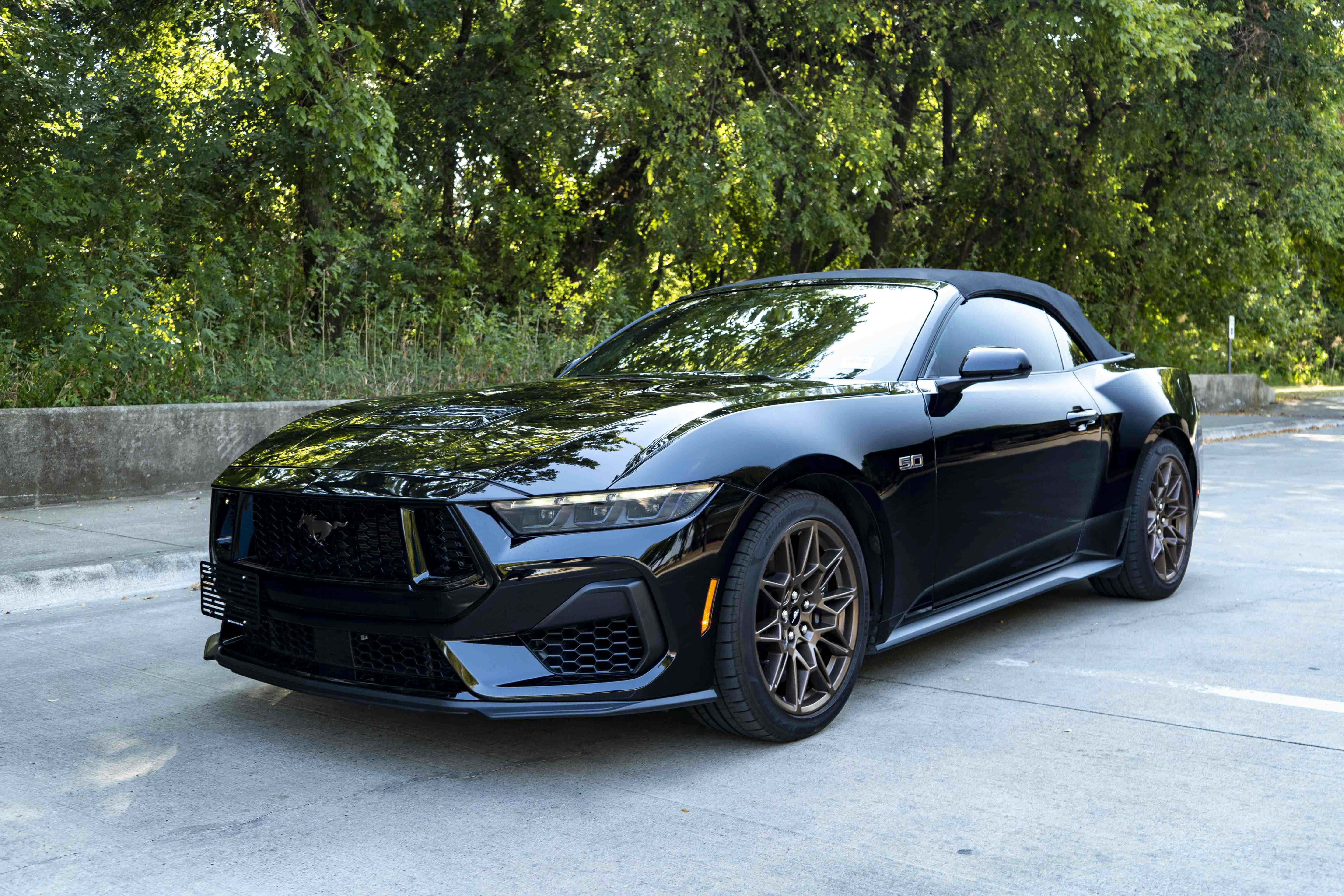 Used 2025 Ford Mustang GT Premium w/ GT Performance Package RWD image 6