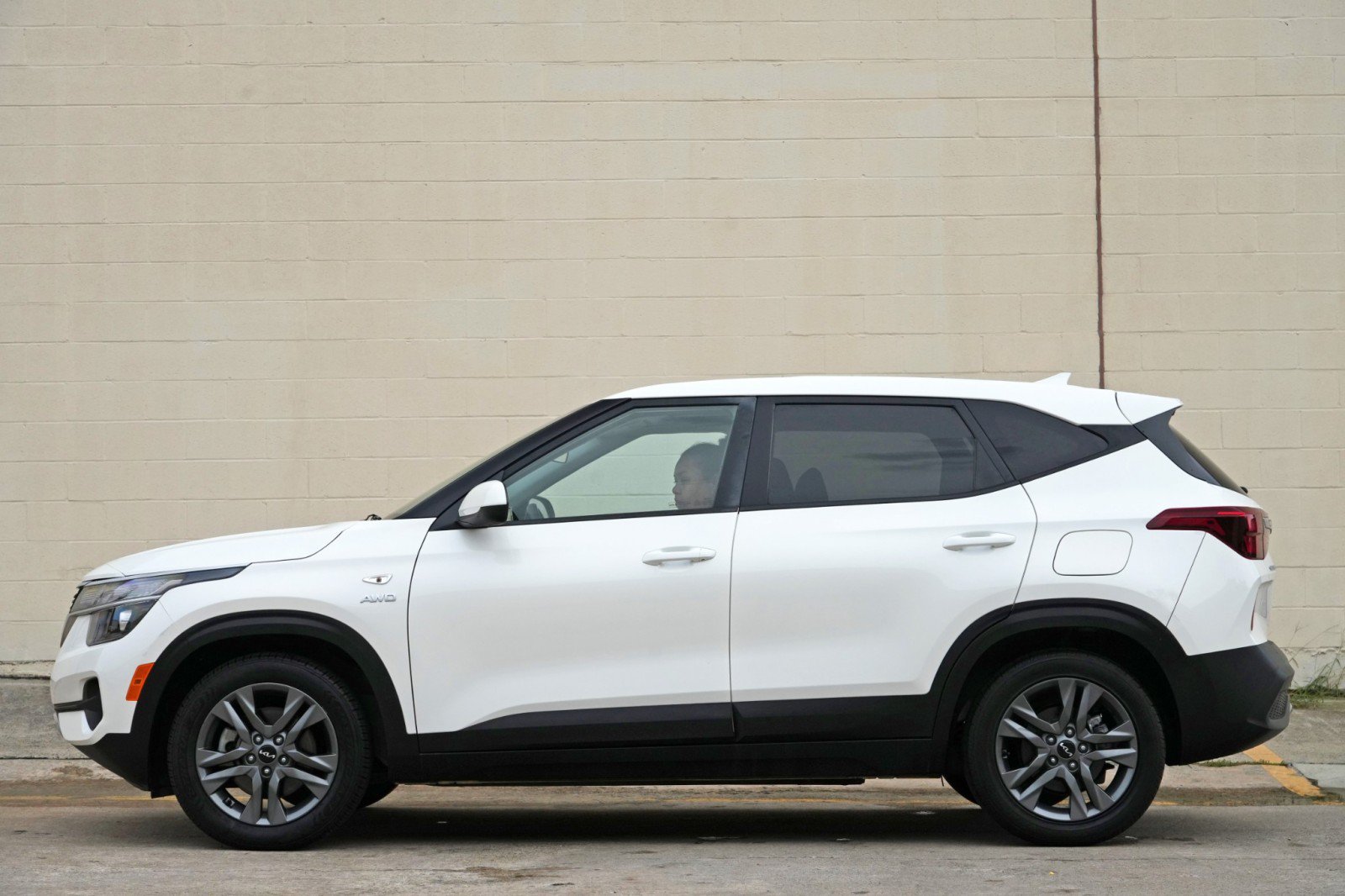 Used 2023 Kia Seltos LX AWD/4WD image 8