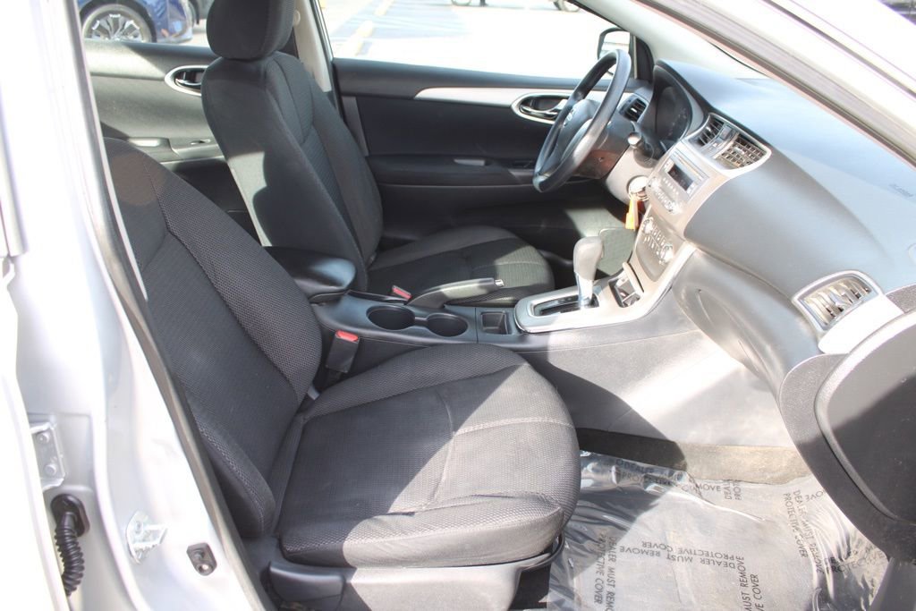 Used 2013 Nissan Sentra S image 17