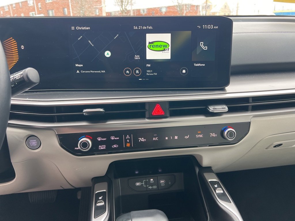 Certified 2025 Kia Sorento S w/ Panoramic Sunroof Package image 19