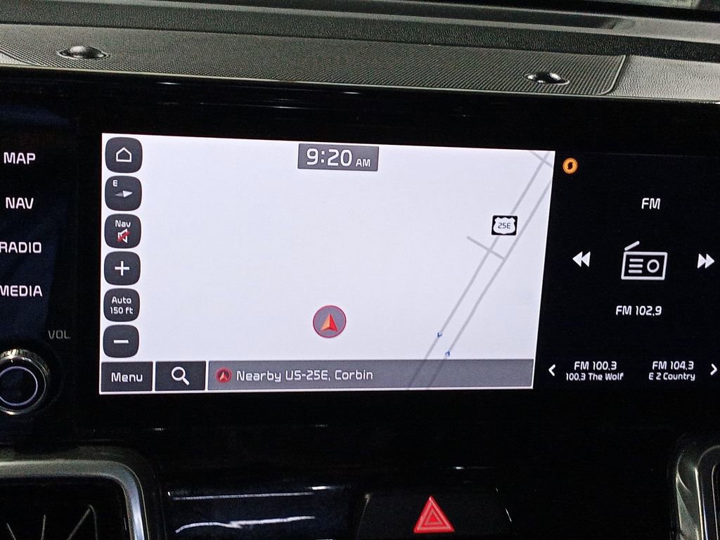 Used 2023 Kia Sorento SX image 18