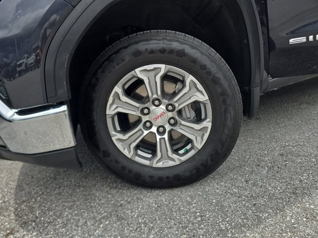 Certified 2025 GMC Sierra 1500 SLT RWD image 29