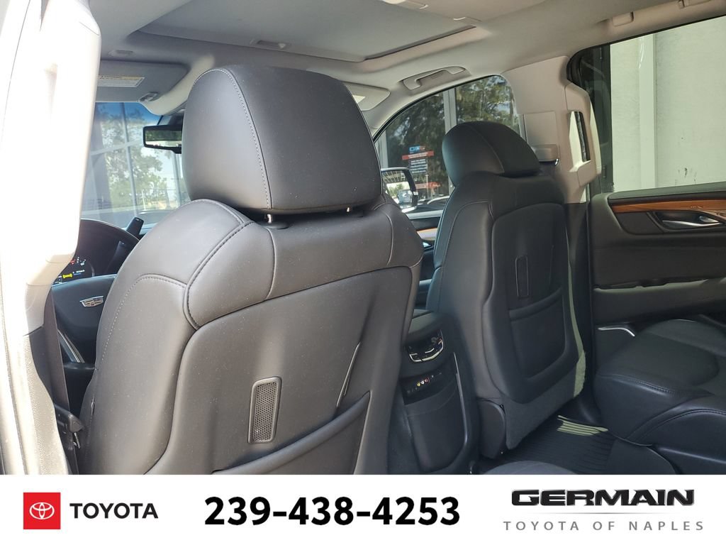 Used 2016 Cadillac Escalade Premium AWD/4WD image 24