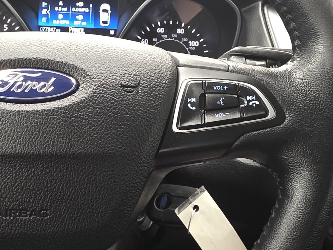 Used 2018 Ford Focus SE w/ Cold Weather Package FWD image 29