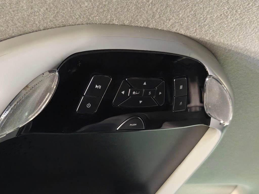 Used 2017 Toyota Sequoia Limited w/ Safety & Convenience Package AWD/4WD image 34