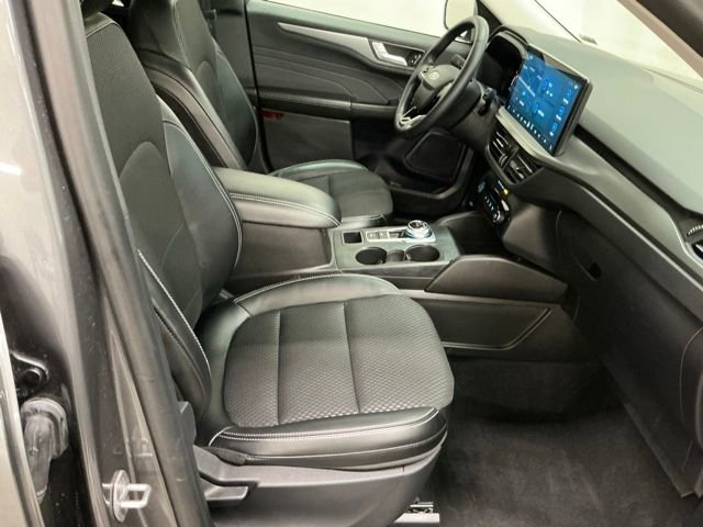 Used 2024 Ford Escape SE FWD image 19