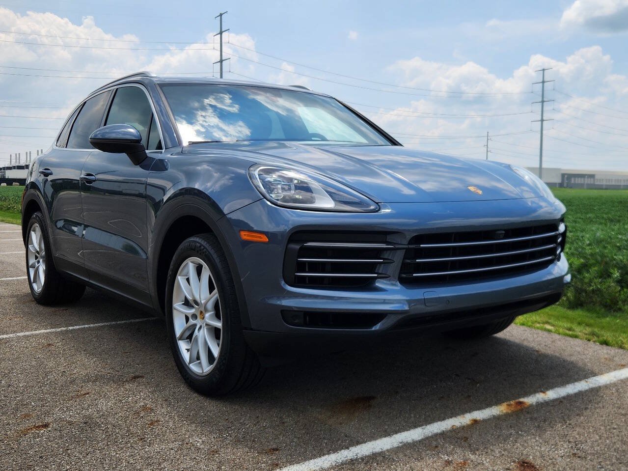 Used 2019 Porsche Cayenne S w/ Premium Package AWD/4WD image 23