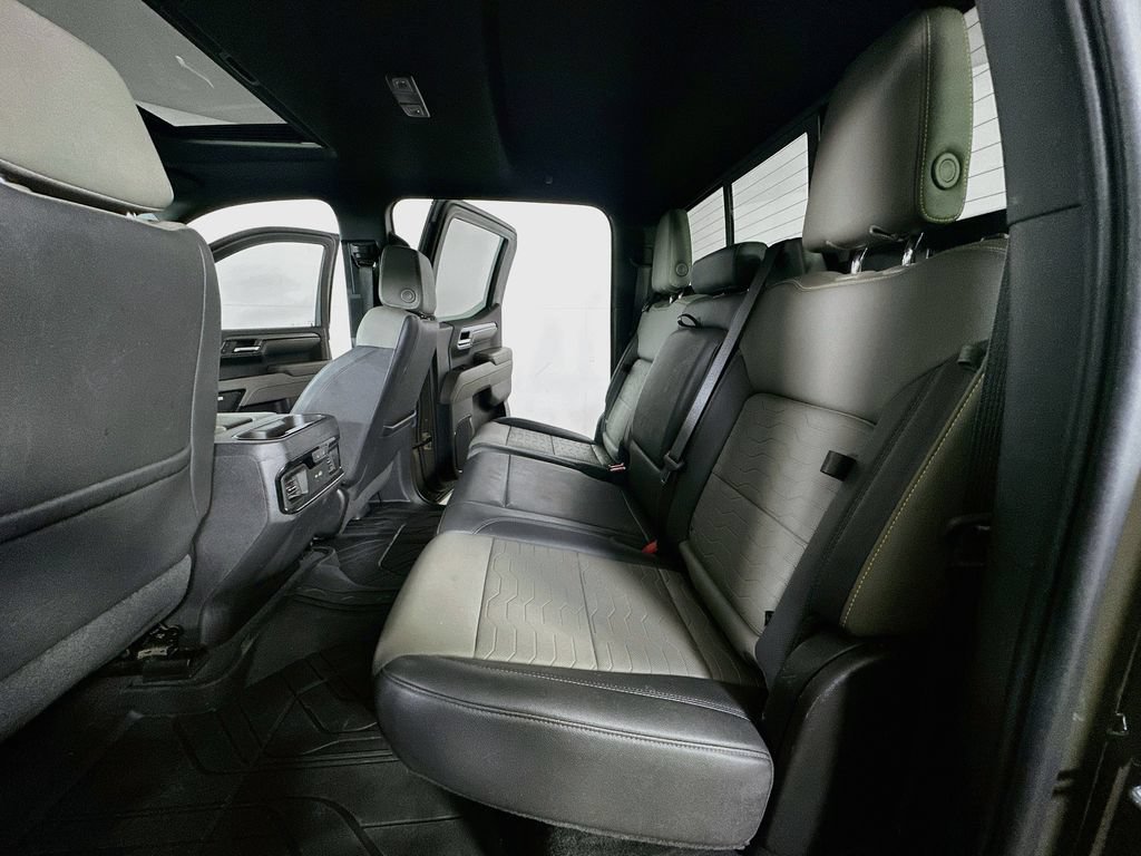 Used 2023 Chevrolet Silverado 1500 ZR2 w/ Technology Package AWD/4WD image 16
