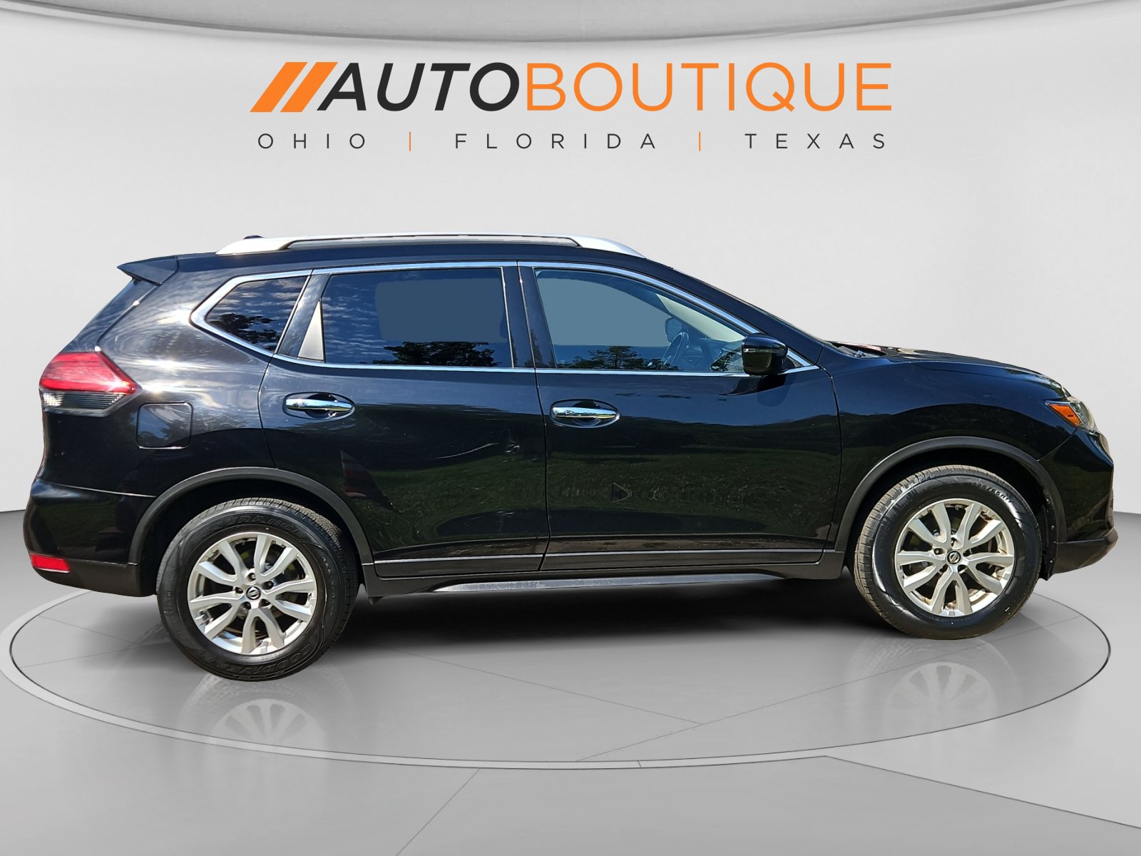 Used 2017 Nissan Rogue SV FWD image 7