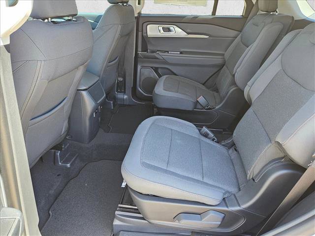 New 2026 Ford Explorer Active RWD image 16