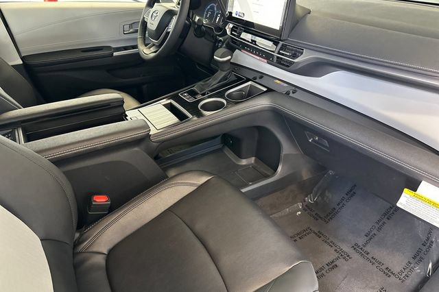 Certified 2026 Toyota Sienna XSE AWD/4WD image 22