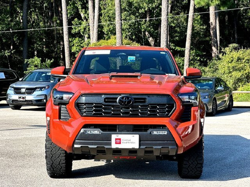 Certified 2025 Toyota Tacoma TRD Sport AWD/4WD image 3