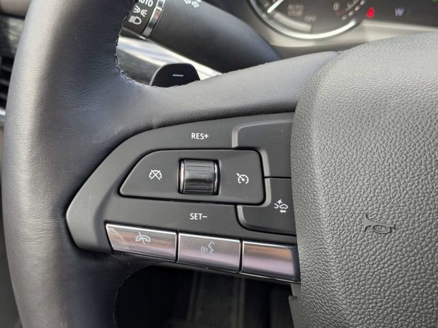 Used 2023 Cadillac XT4 Premium Luxury FWD image 27