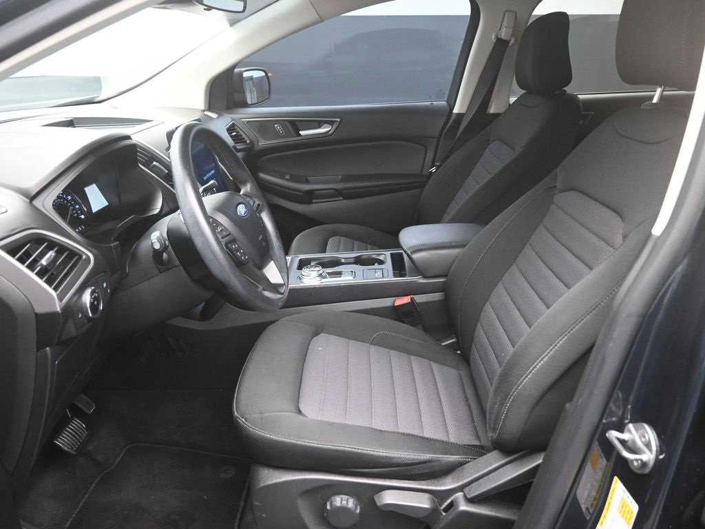 Used 2023 Ford Edge SE image 18