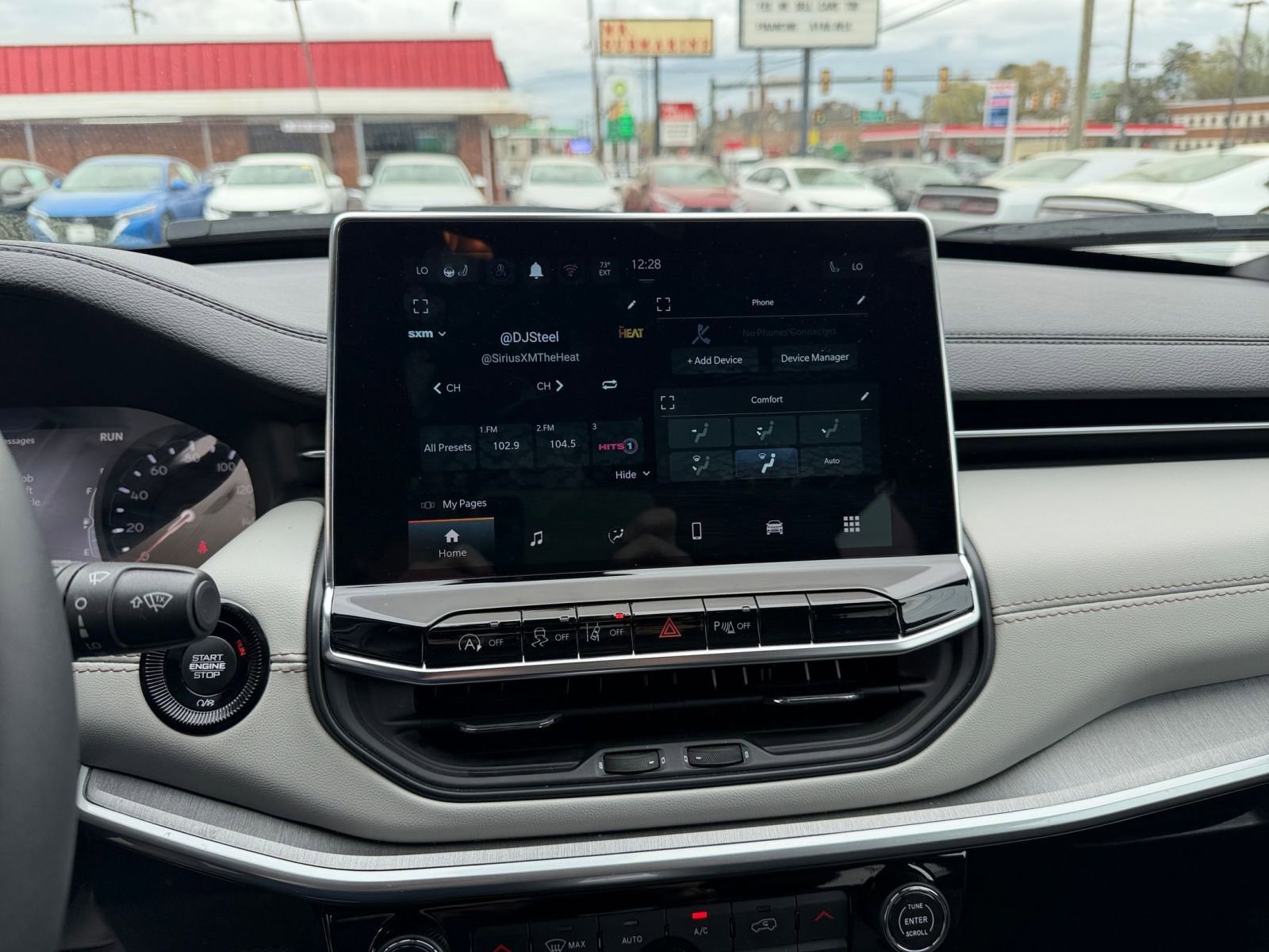 Used 2025 Jeep Compass Limited image 20