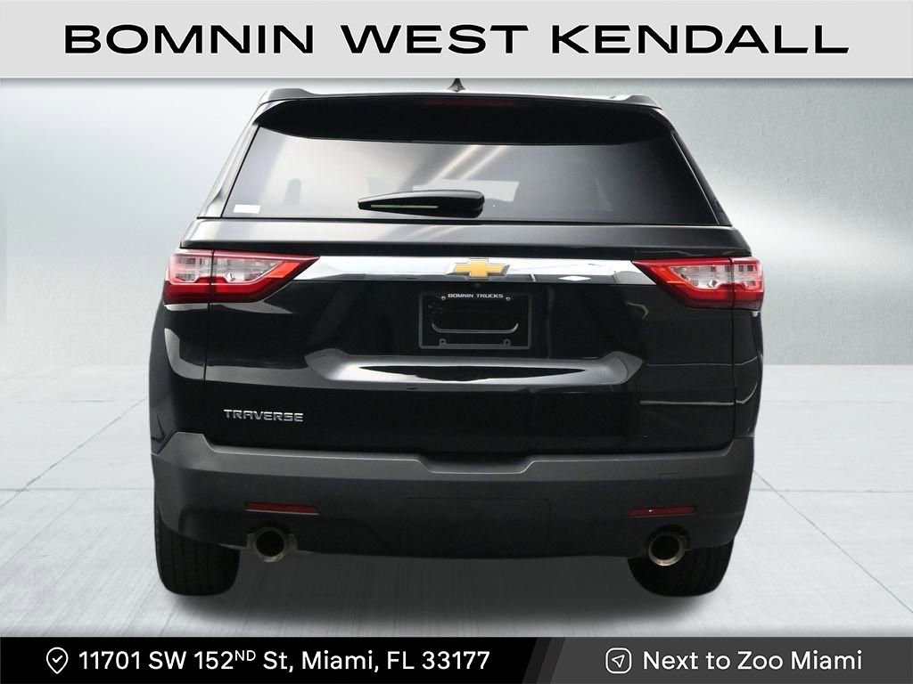 Used 2020 Chevrolet Traverse LS image 4