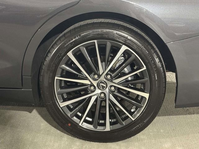 New 2025 Lexus ES 350 w/ Premium Package image 11